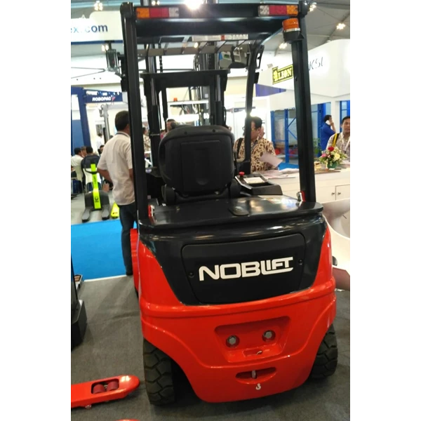 Forklift Electric 2 Ton Tinggi Angkat 3 Meter Ramah Lingkungan
