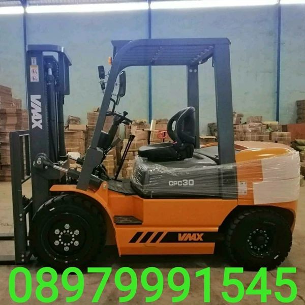  Forklift Diesel VMAX Isuzu Type CPC 30