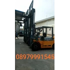 Forklift Isuzu VMAX Type CPC  2