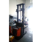 Full Electric Stacker NOBLELIFT 1.5 Ton Height 3.4 Meters to 6 Meters 7
